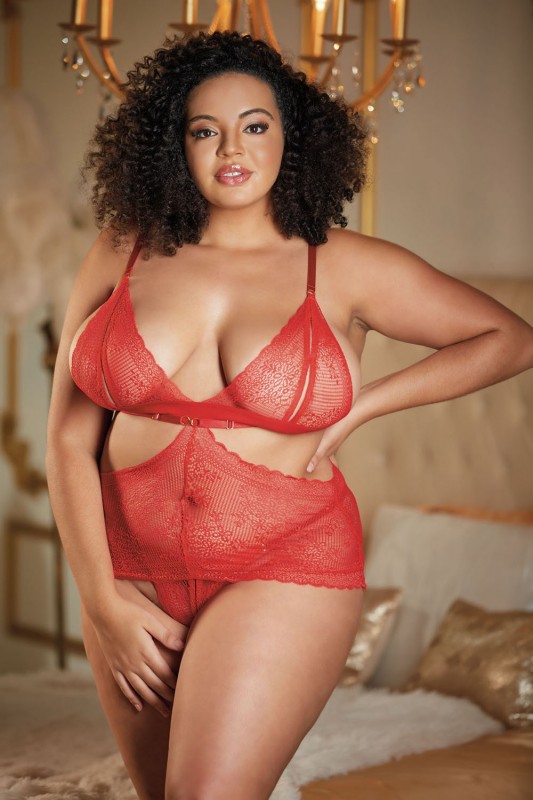 Nuisette Dentelle Rouge Grande Taille & String Ouvert | Allure