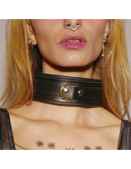 COLLIER CUIR MOLLETONNÉ AVEC ANNEAU GOLD | The Sinners